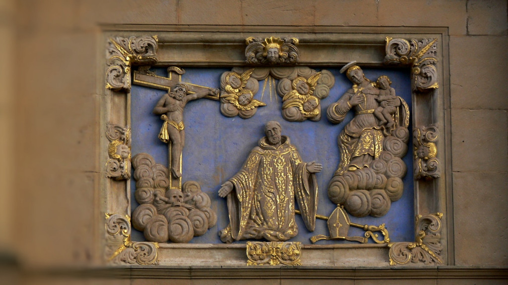 Detalle Fachada de entrada del Monasterio de Rueda